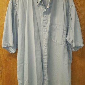 Short sleeve shirt